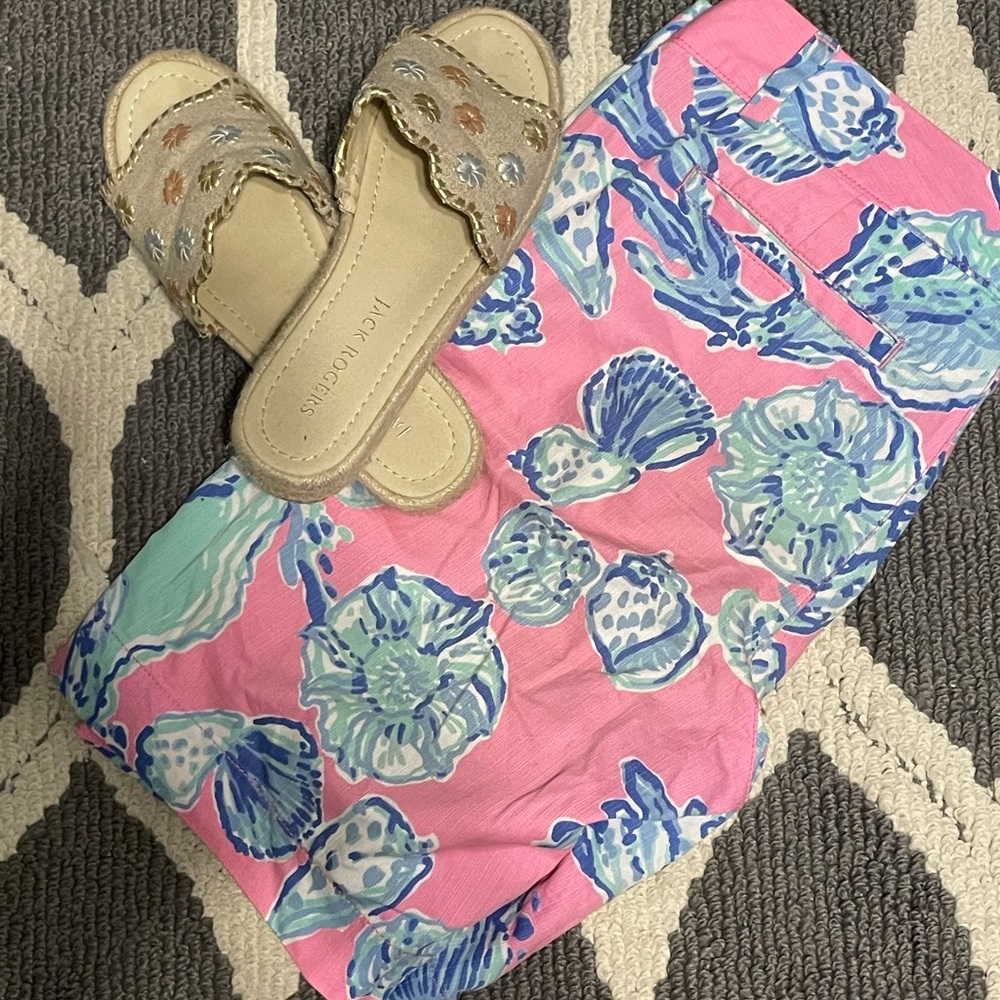 Host Pick!! 🎉🎉🎉 Lilly Pulitzer | Chipper Short